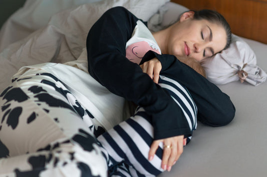 Nursing with a bed-sharing sleeping bag